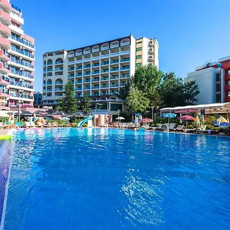 Apartment In Admiral Plaza *