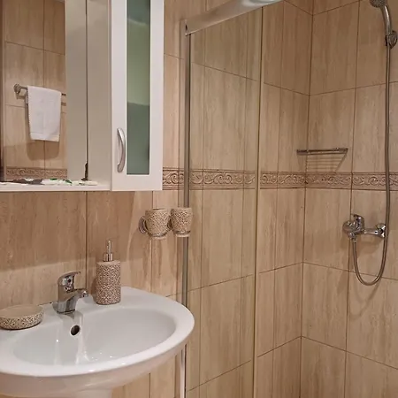 Admiral Plaza Premium Διαμέρισμα *